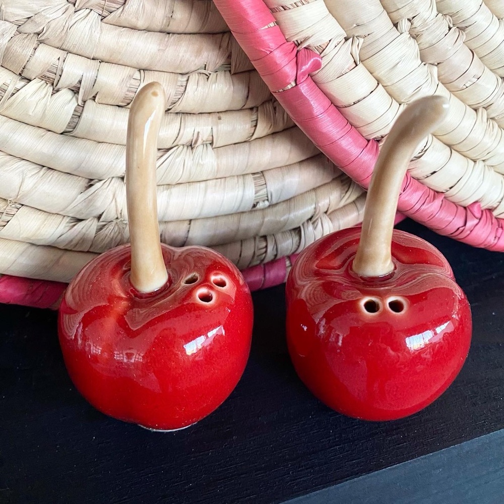 NEW Cherry Salt & Pepper Shakers Novelty Kitchen Item